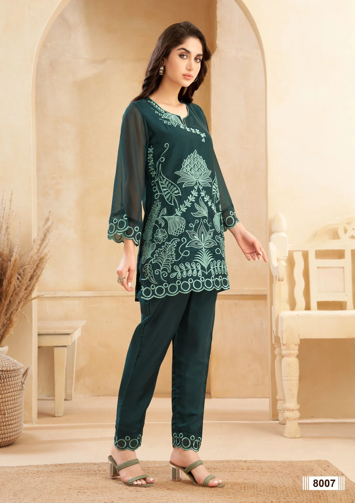 Vardan Ethnic Four Roses Pure Organza Wholesale Co-Ord Sets Catalog — Wholesale Kurti Pant Set, MPA wholesale from Surat - Gallery Image 3